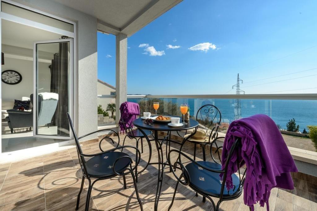 Apartments Villa Capitano Mlini Exteriör bild
