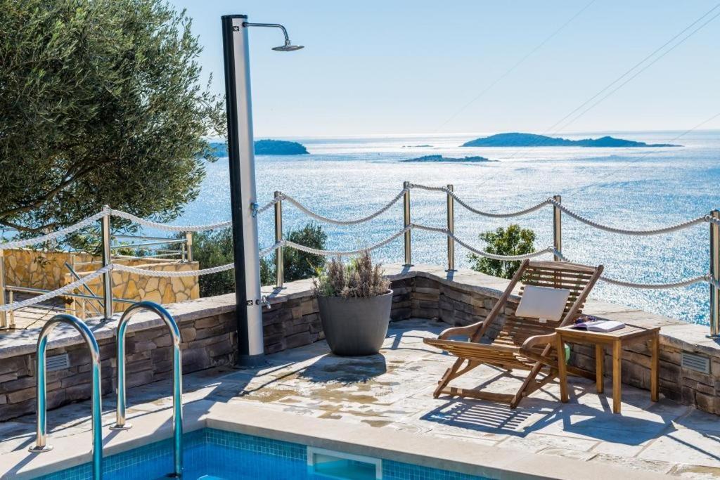 Apartments Villa Capitano Mlini Exteriör bild